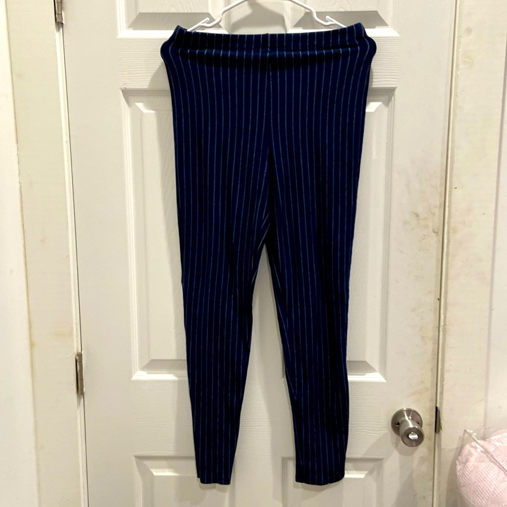 NWOT Forever 21 Pinstripe skinny fit pants